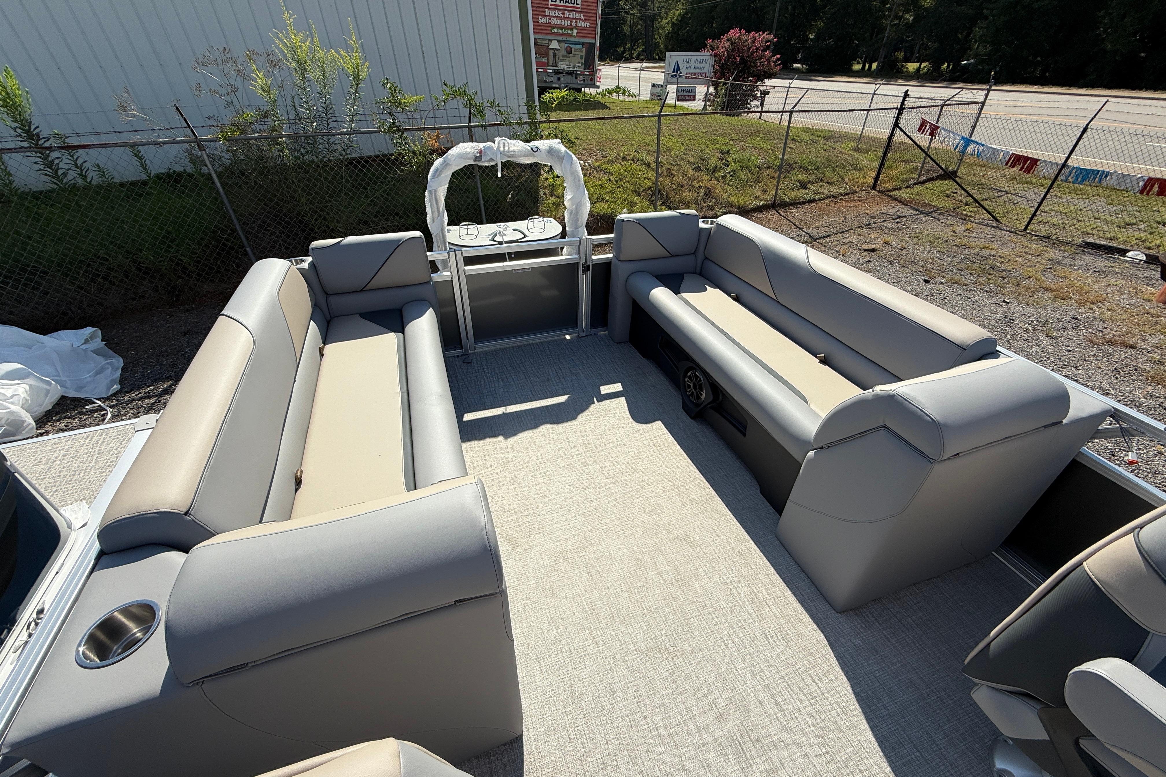 2026 Tahoe Pontoon Sport 85 Quad Lounger with spacious seating and modern design.