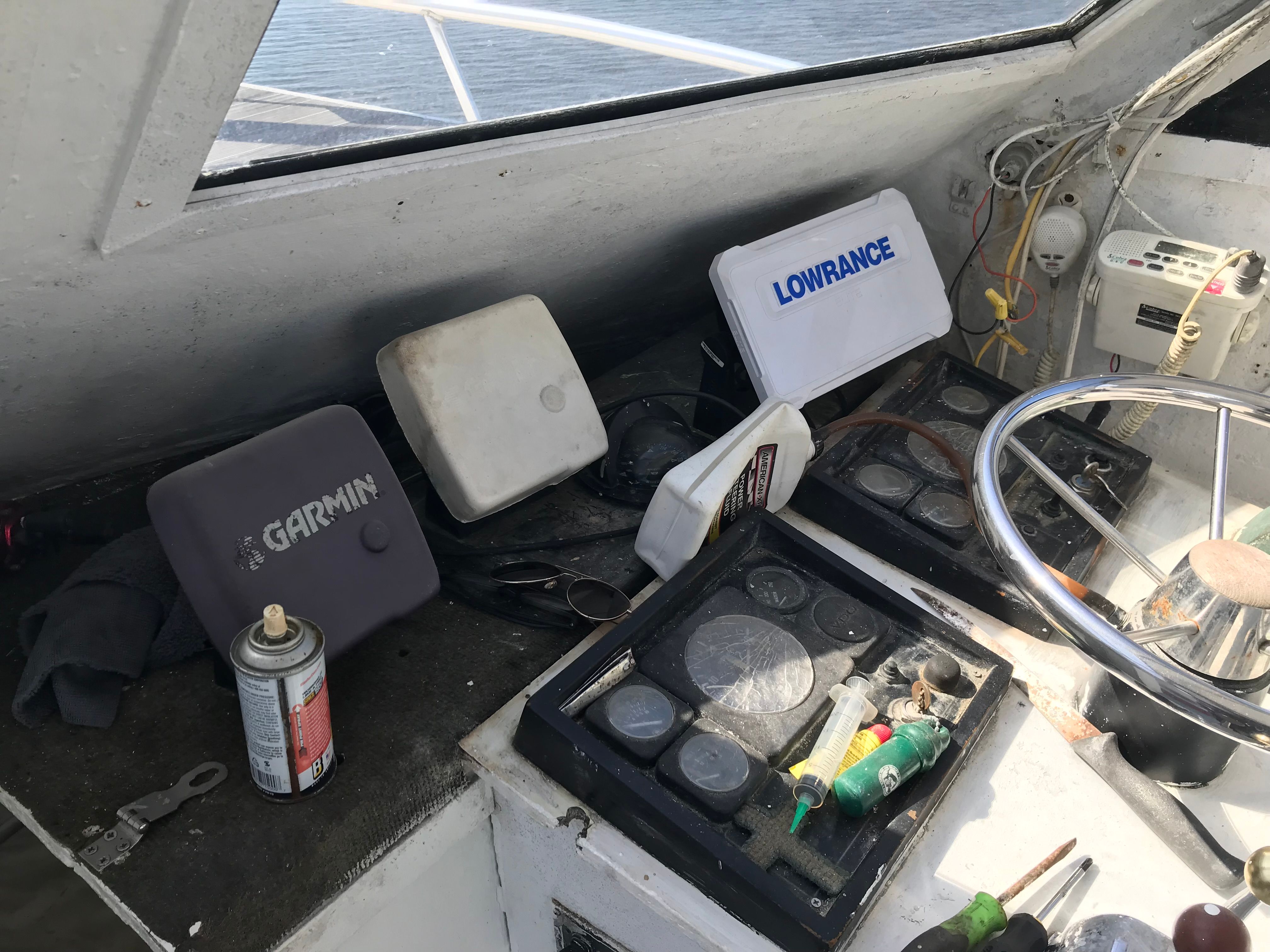 1999 Cummins Mainship - 2