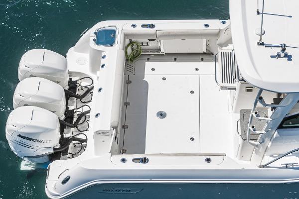 2020 Boston Whaler 345 Conquest - 41