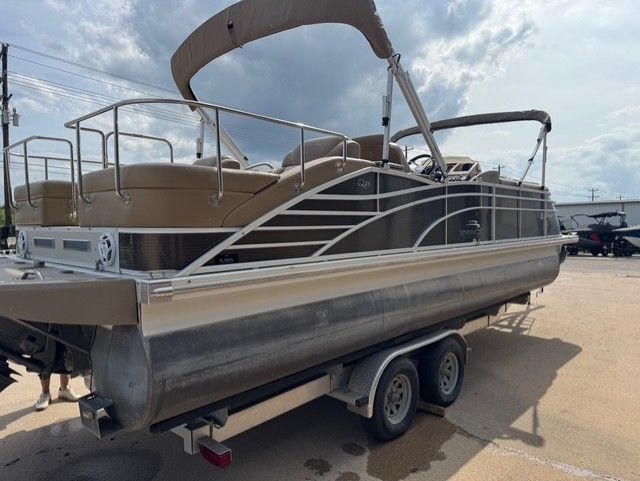 2016 Bennington 2575 QCW - 7