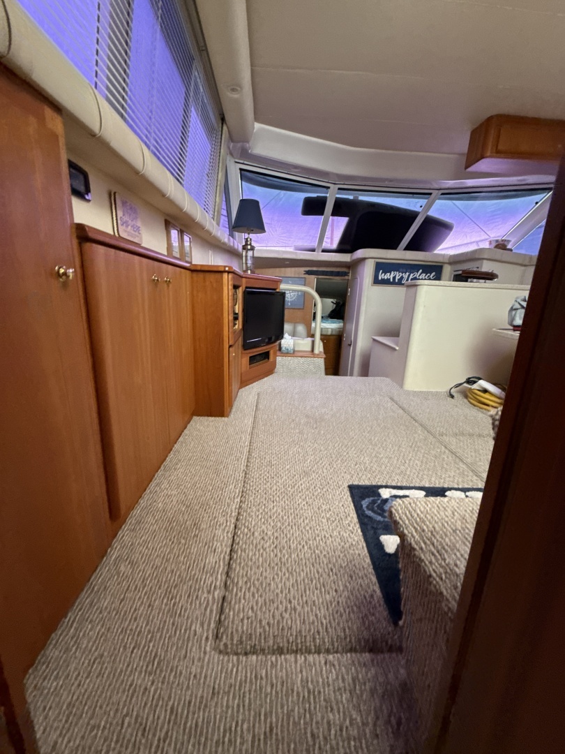 1999 Silverton 422 - Image 106
