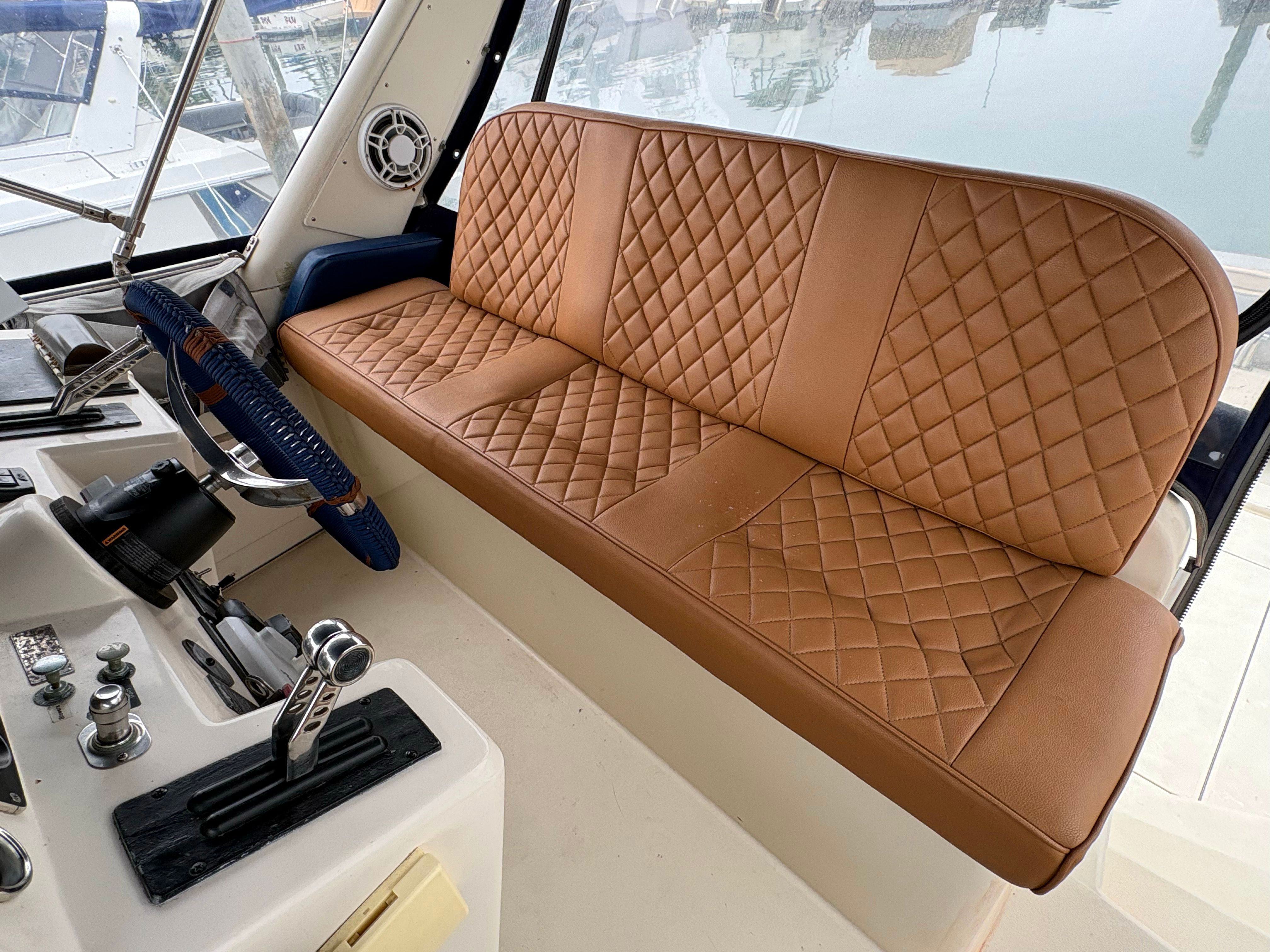 1989 Navigator 336 FlyBridge - 5