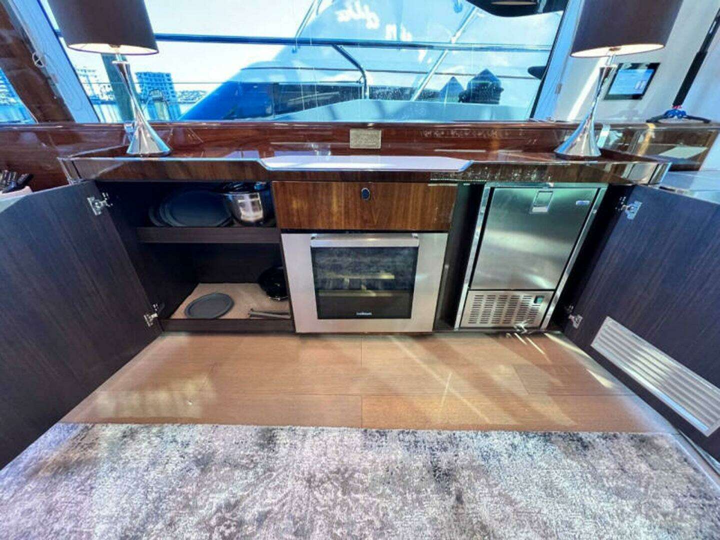 2020 Fairline Squadron - Image 19