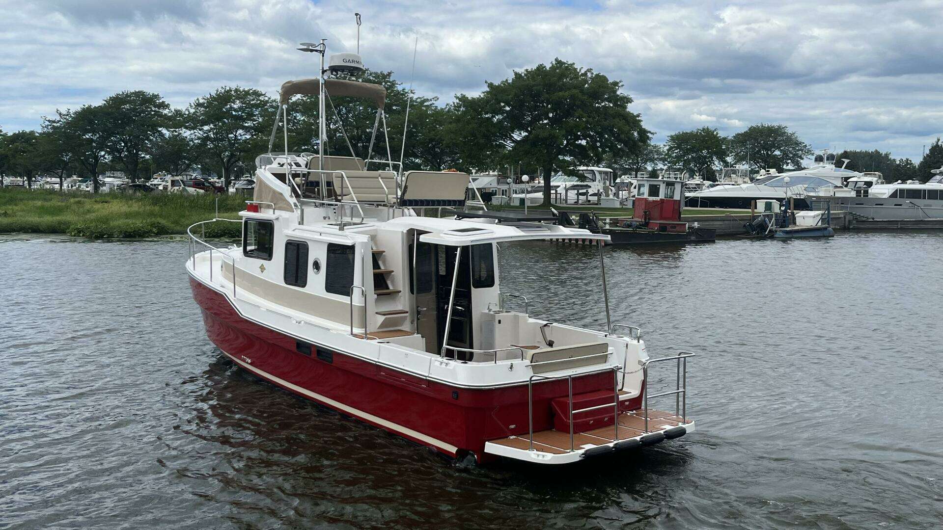 2026 Ranger Tugs R-31 Command Bridge Luxury Edition - Image 18