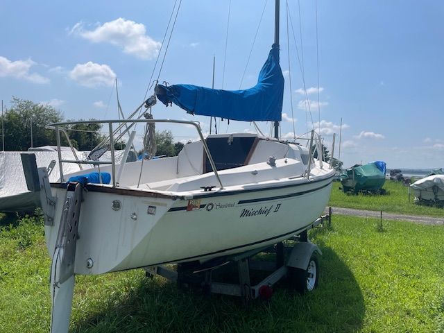1986 Wellcraft Starwind 19