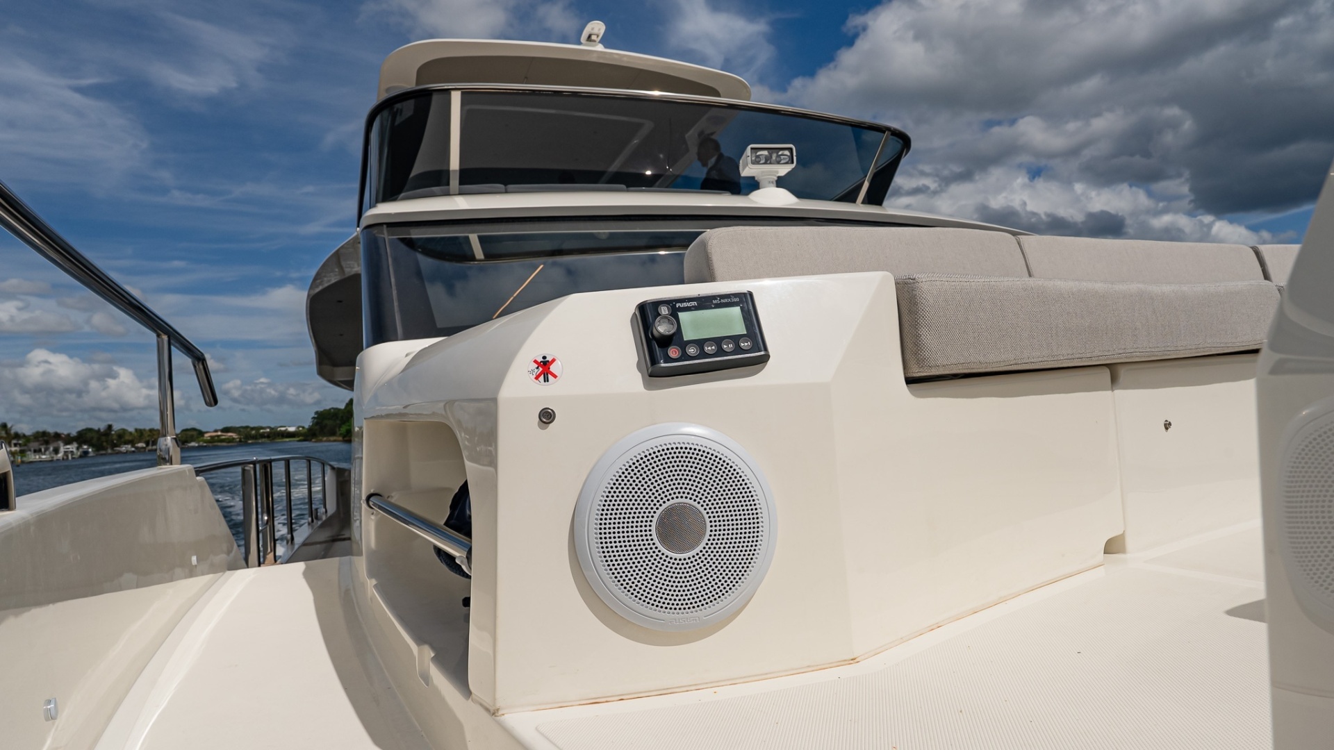 2027 Absolute 60 Fly - Image 63