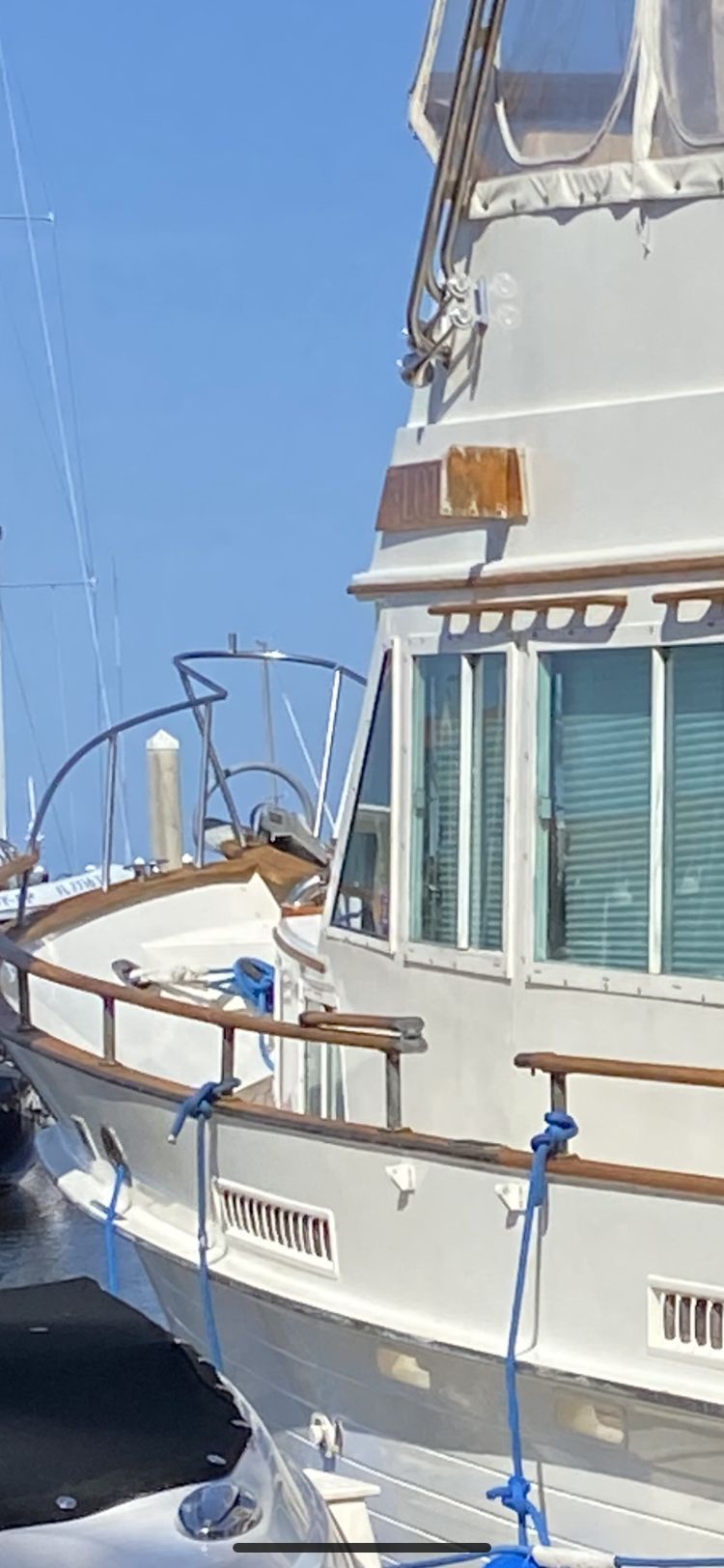 1983 Island Gypsy 44 Flush Deck - 31