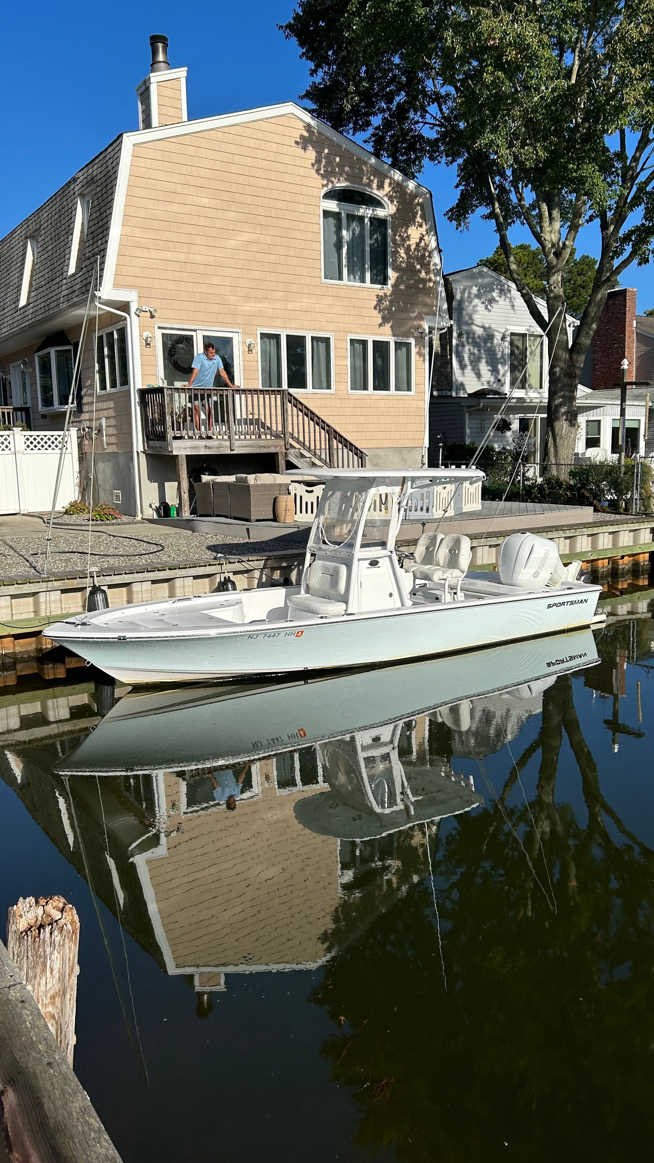 2018 Sportsman Masters 247 Bay Boat - 9