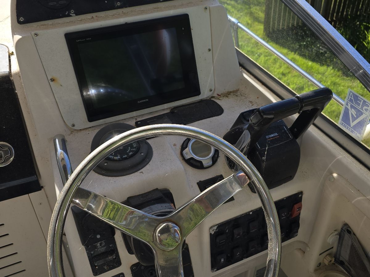 2005 Grady-White Islander 270 - 5