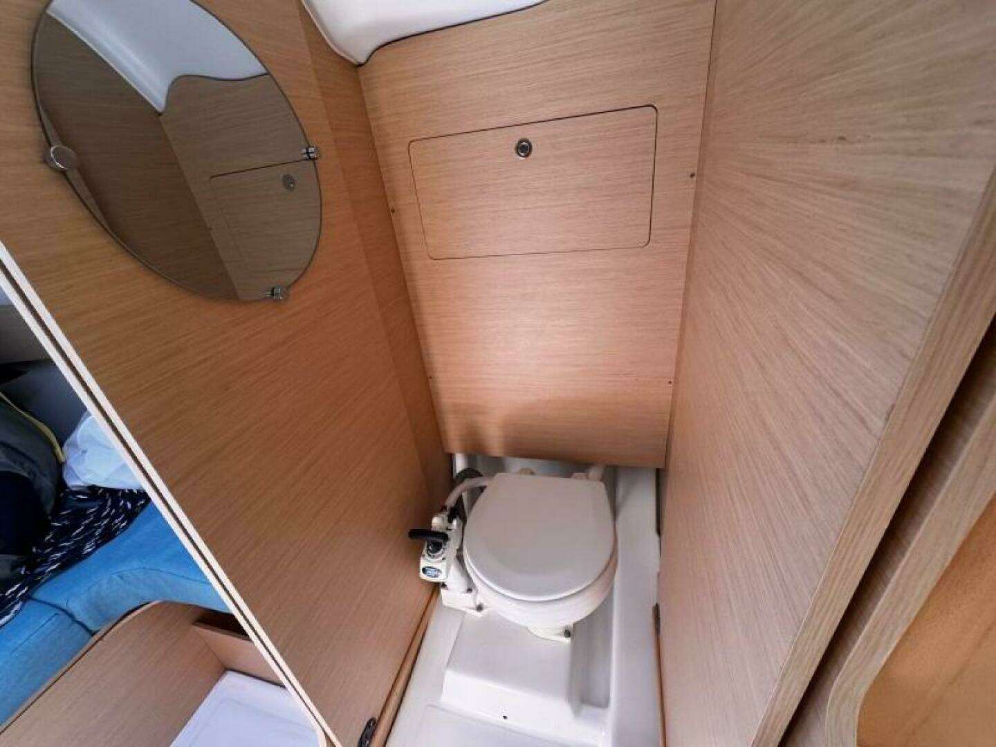 2014 Beneteau First 25S - Image 13