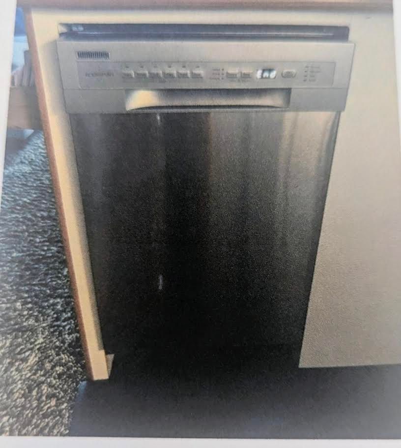 Dishwasher in 1996 Motor Yacht Blue Water.