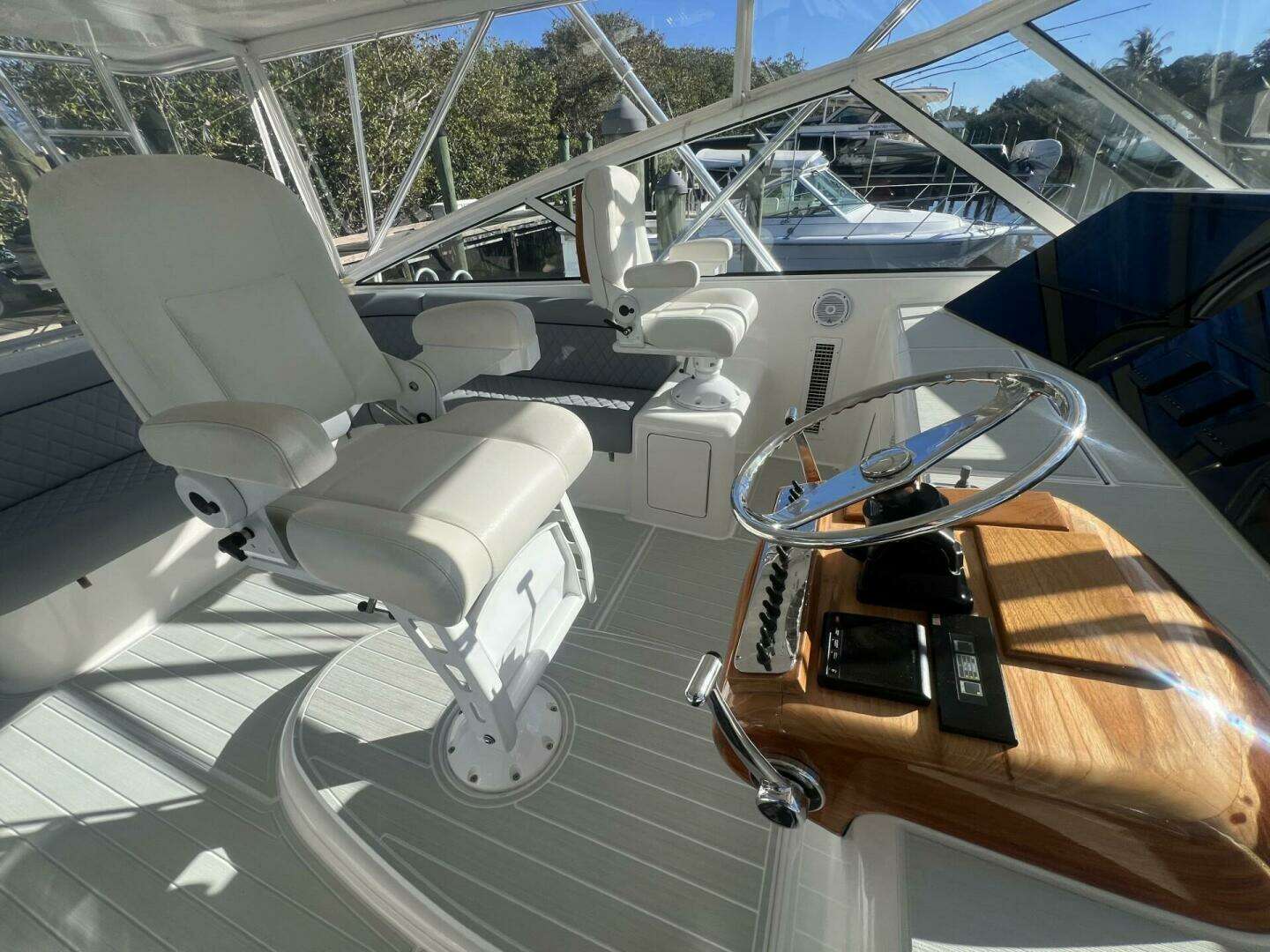 2007 Viking 52 Open - Image 12
