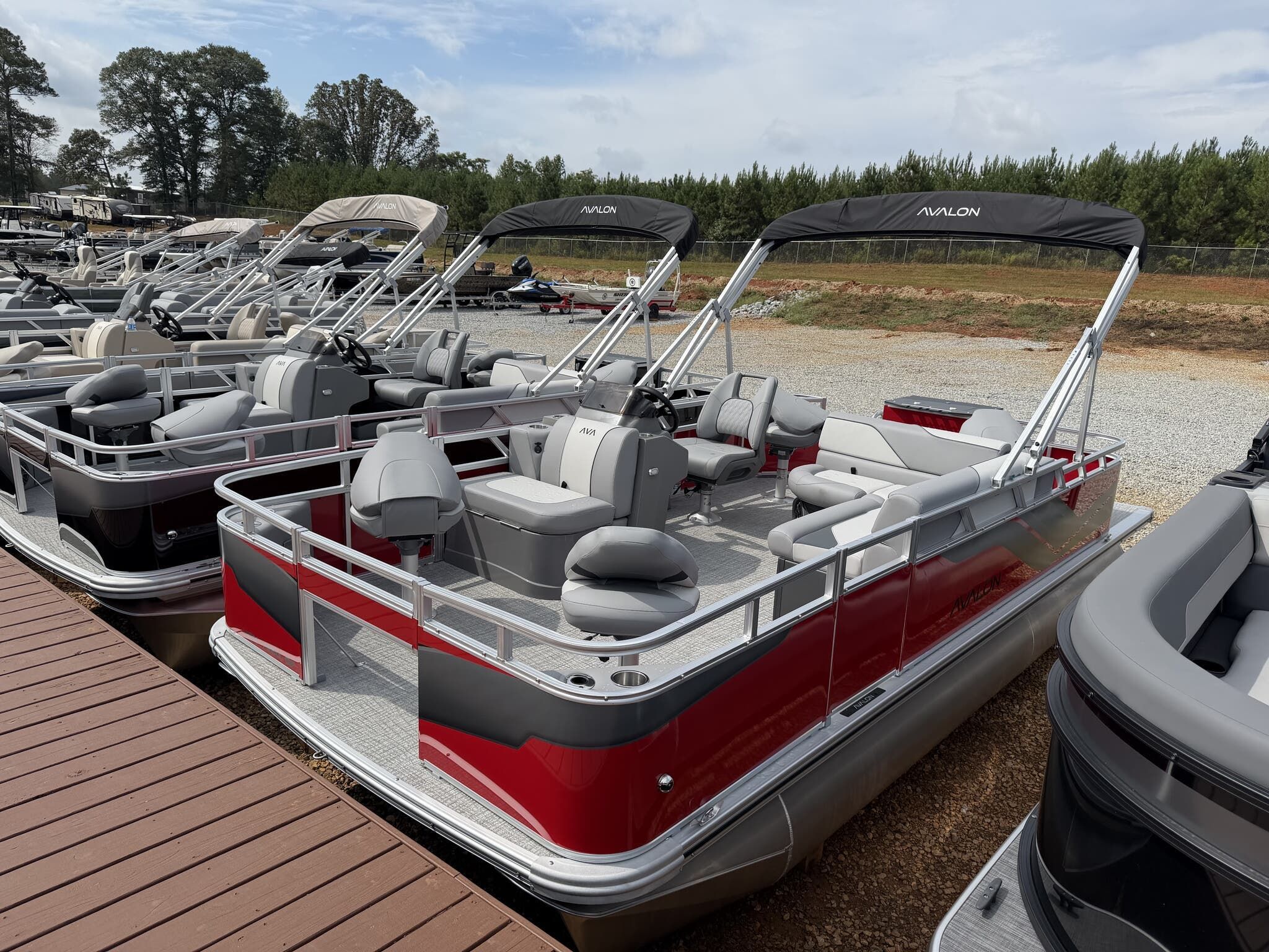 2026 Avalon Venture 19 QUAD FISH-90HP