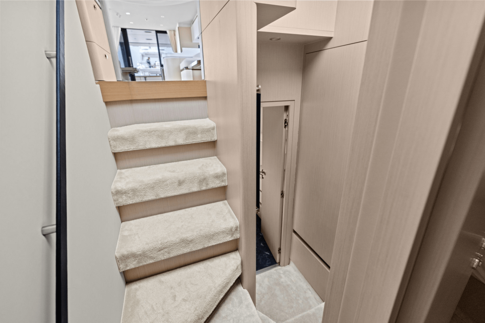 2026 Azimut Fly 68 - Image 31