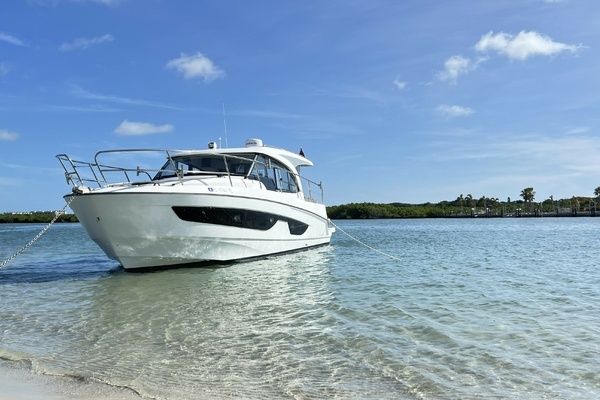 2023 Beneteau Antares 11