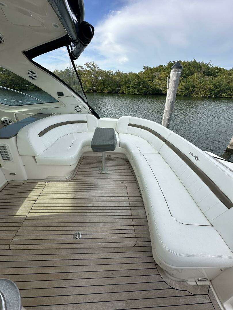 2005 Sea Ray — - Image 12
