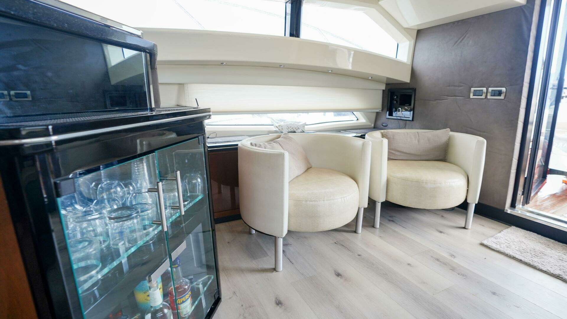 2009 Marquis 500 Sport Bridge - Image 12