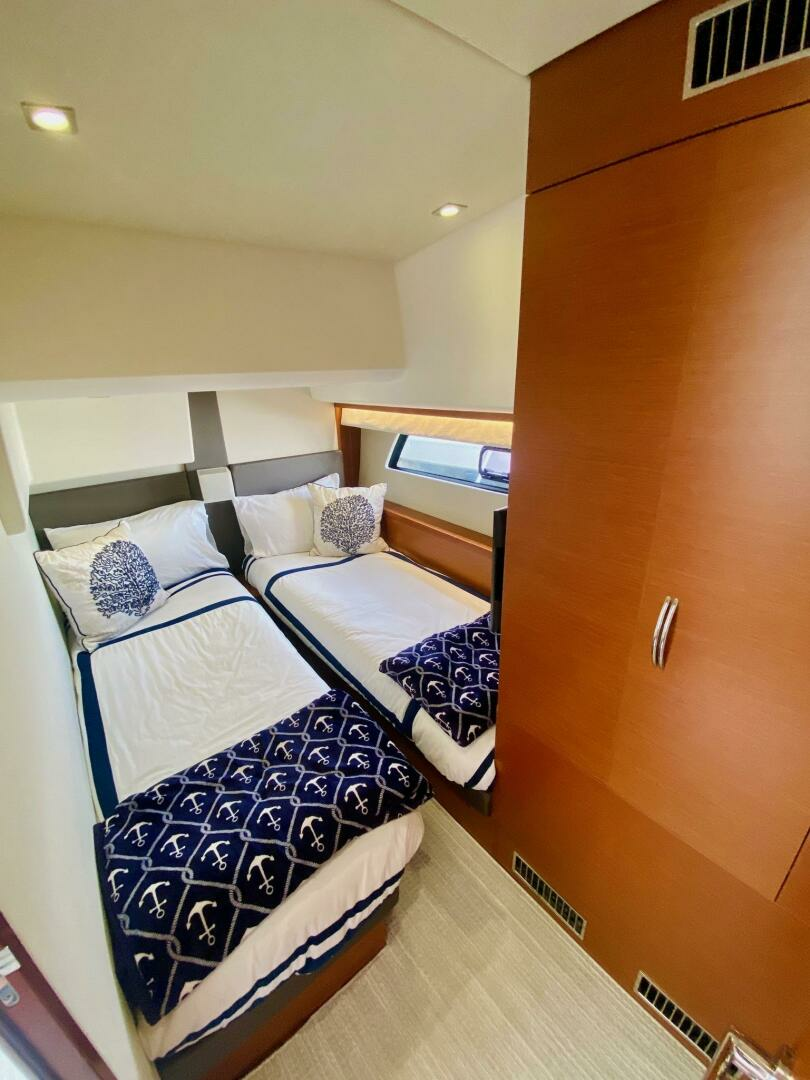 2015 Prestige 500 - Image 71