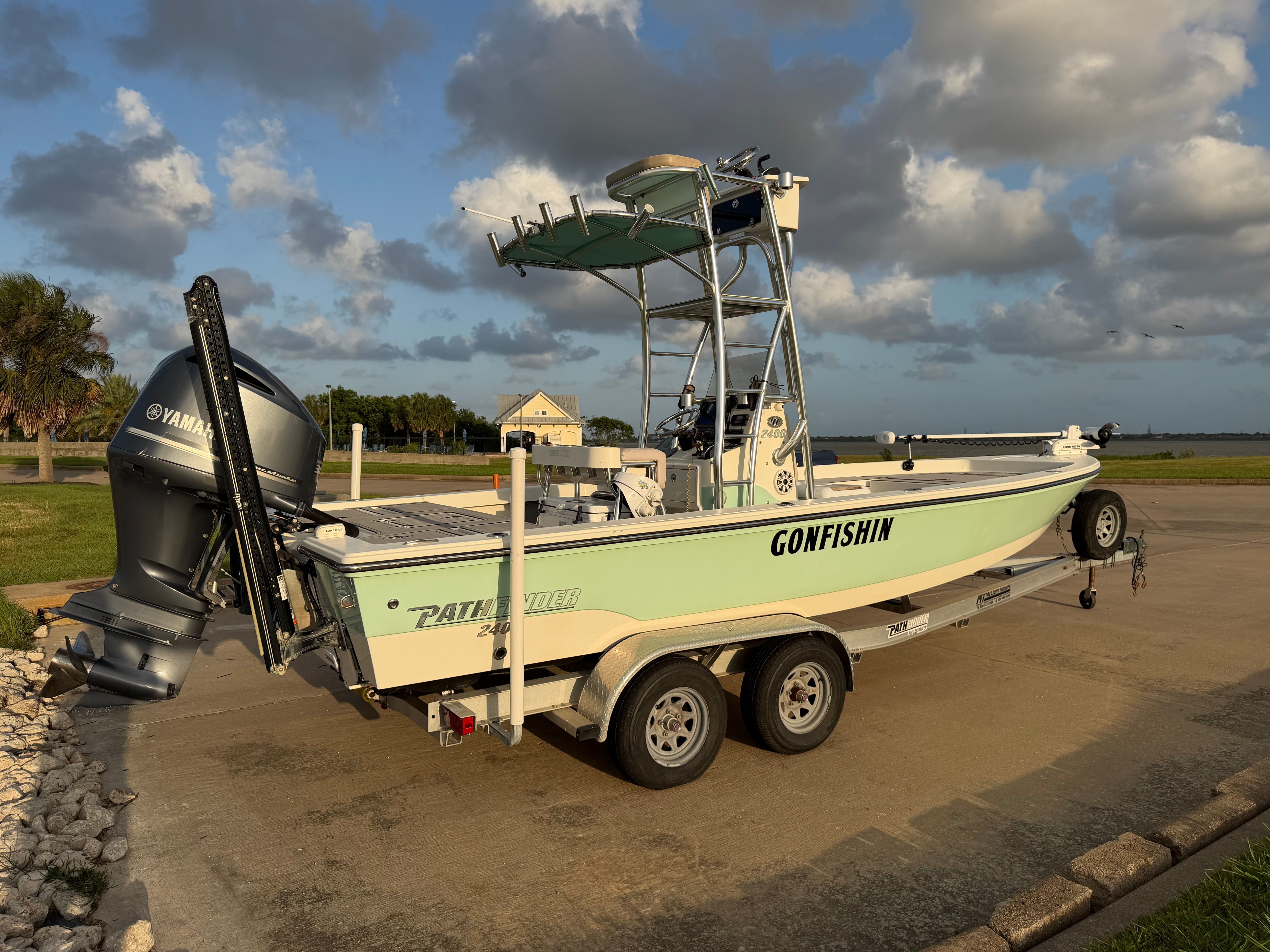 2013 Pathfinder 2400 TRS - 9