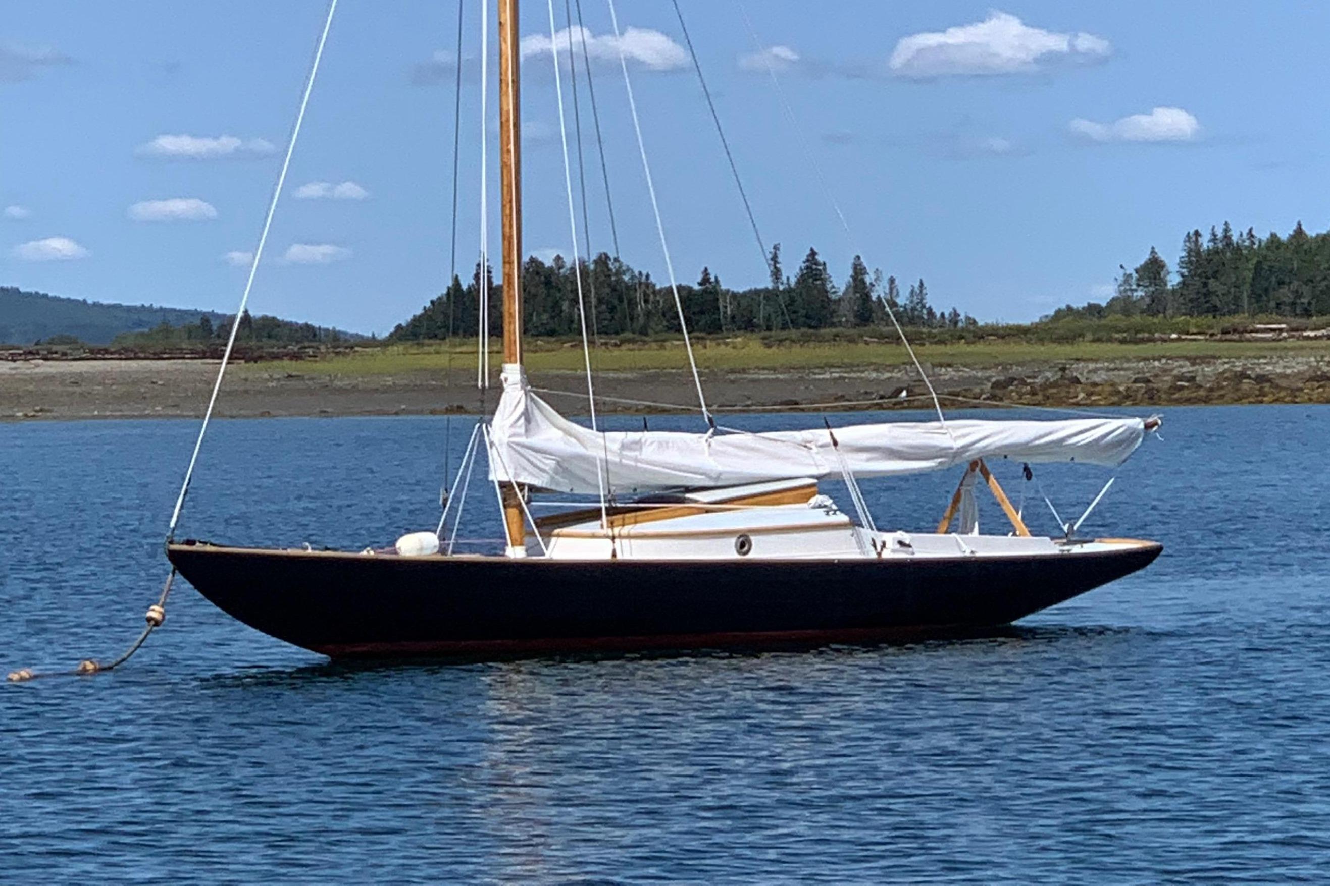 1919 Classic Dark Harbor 17