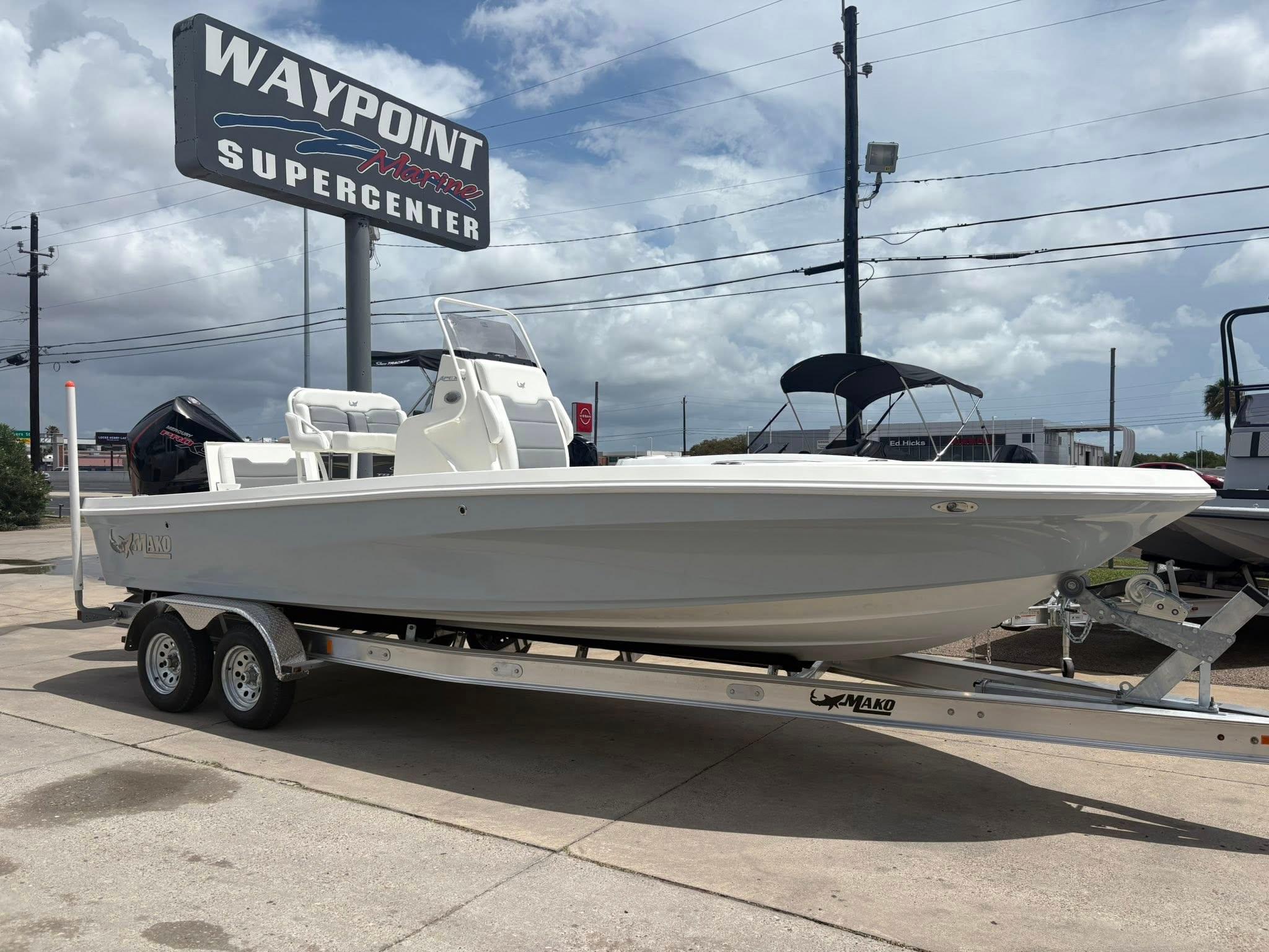 2025 Mako 24 APEX