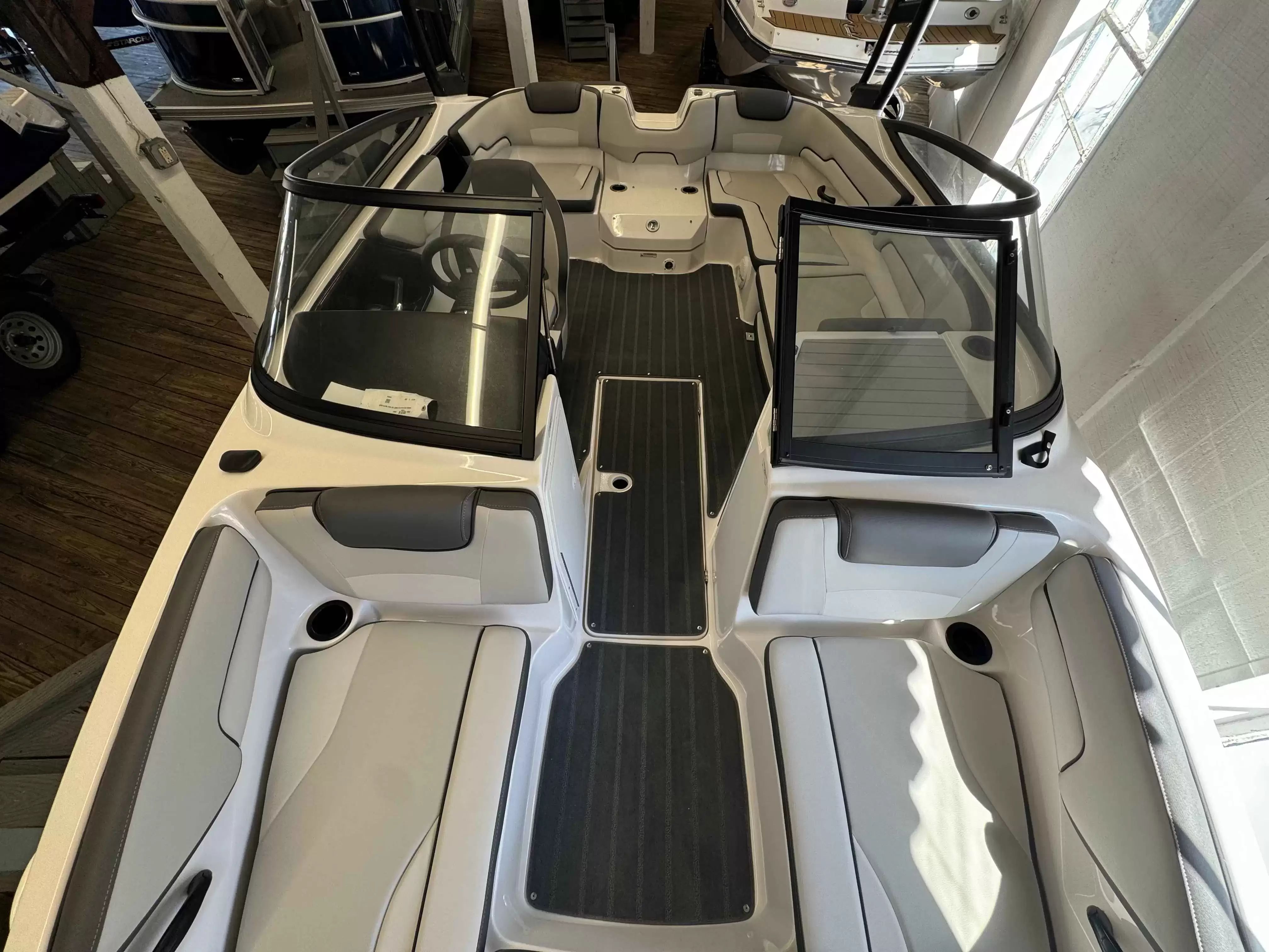 2026 Yamaha Boats AR190 - 20