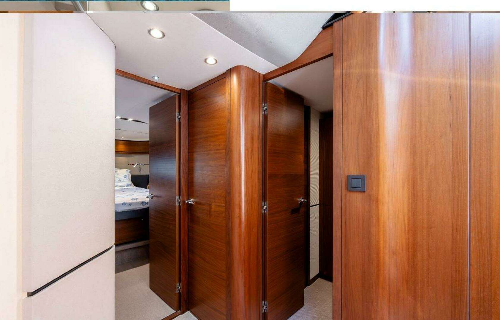 2017 Princess S65 - Image 21