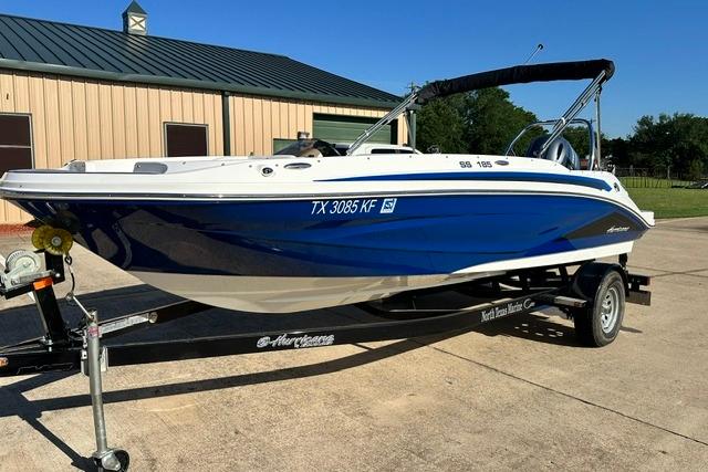 2021 Hurricane SunDeck Sport 185 OB