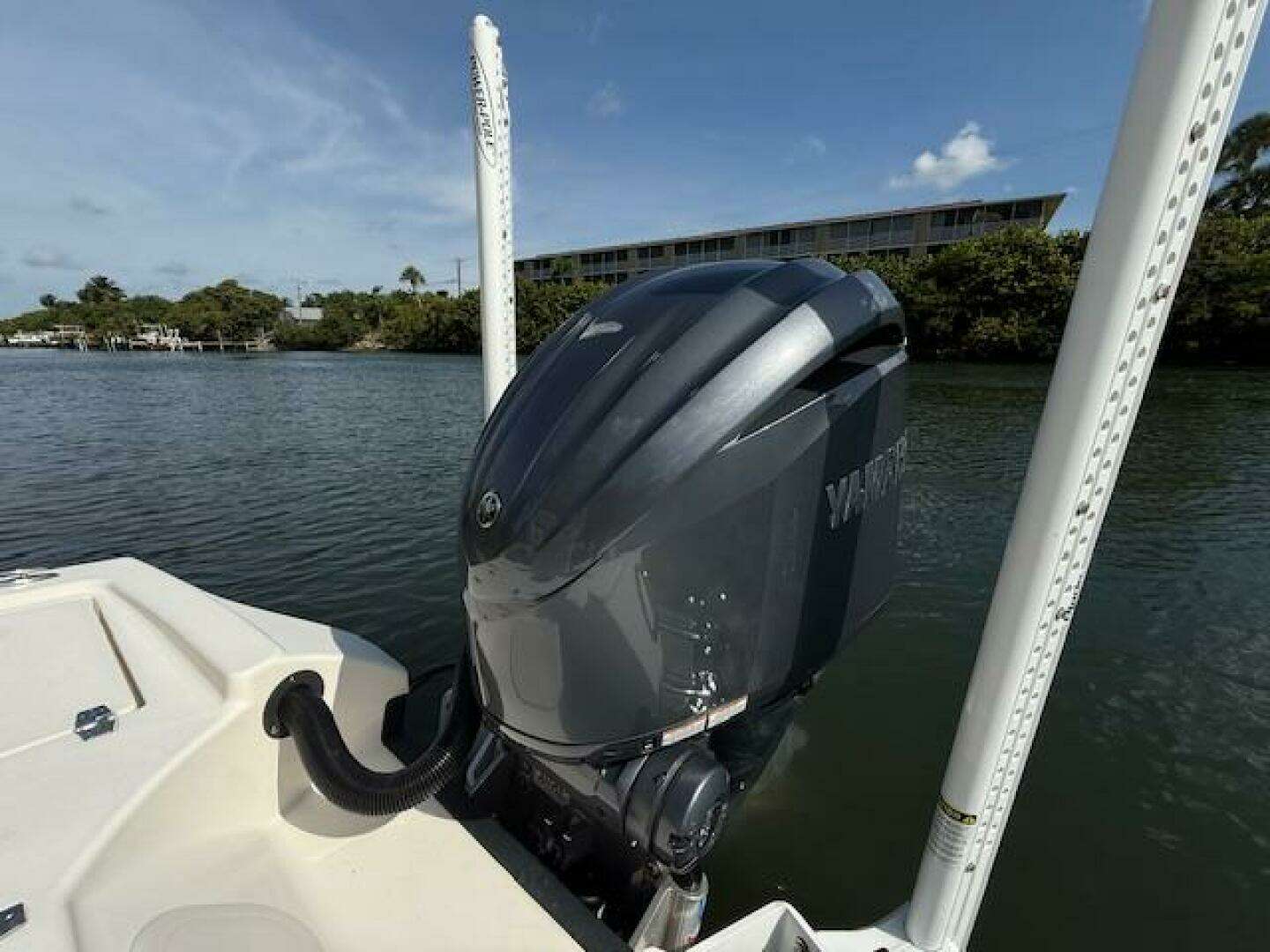 2022 Pathfinder 2500 Hybrid - Image 19
