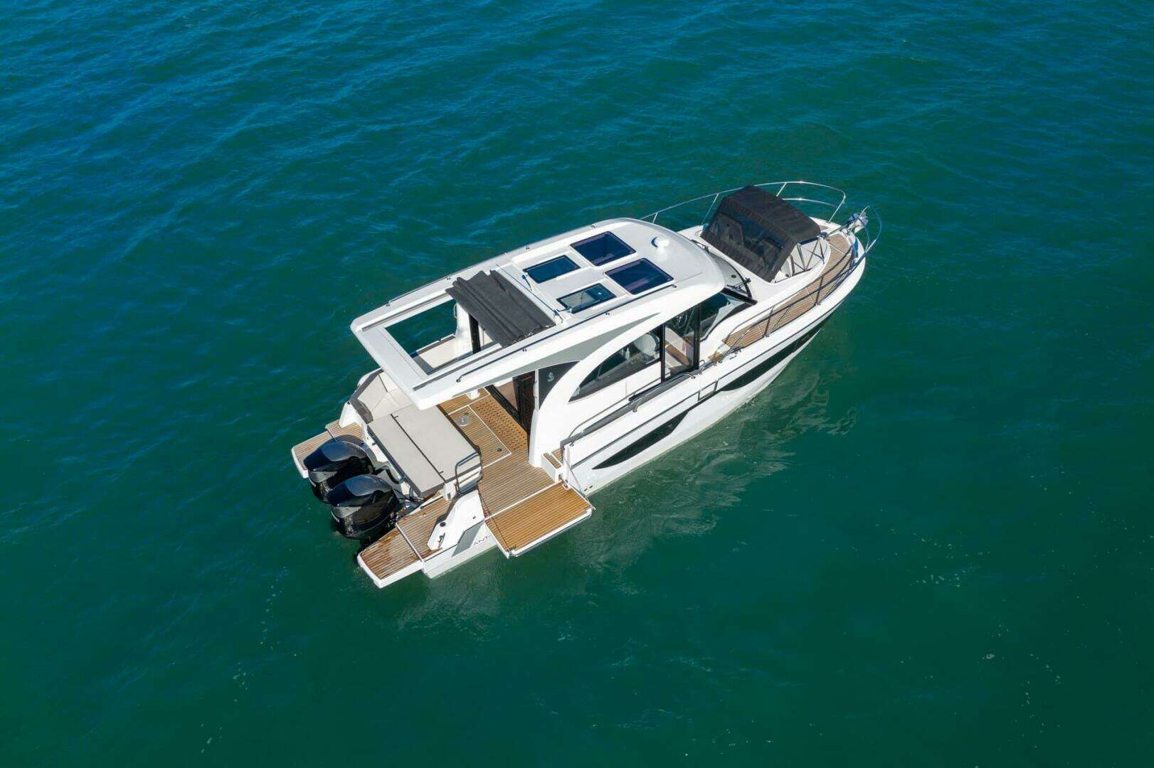 2026 Beneteau Antares 11 - Image 8