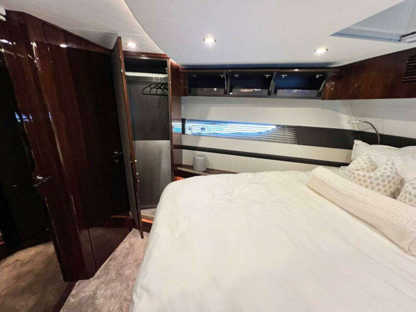 2020 Fairline Squadron - Image 27