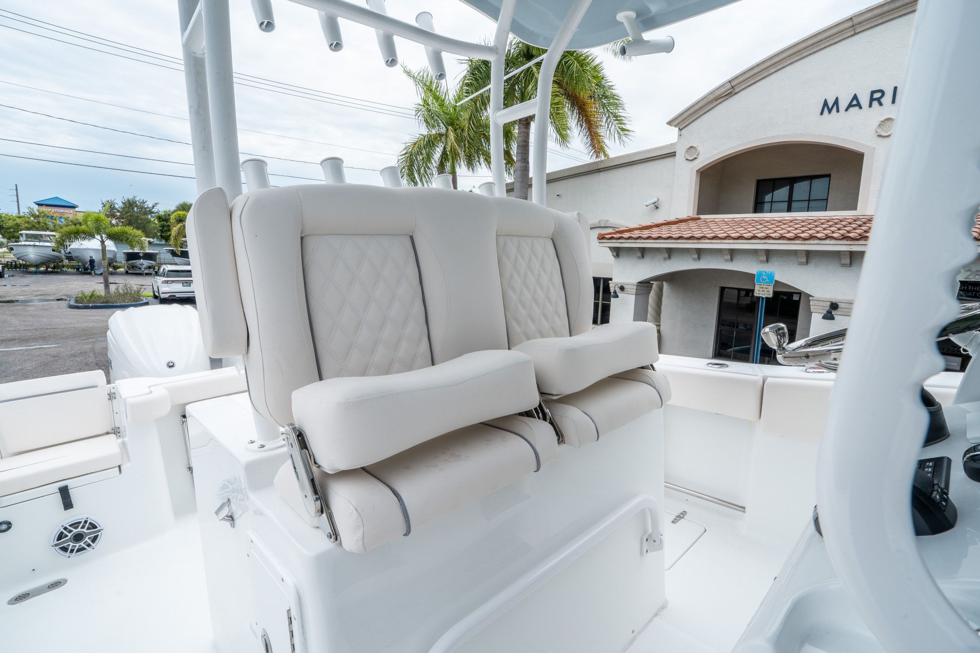 2026 Sea Hunt Gamefish 28 Forward Seating - 21