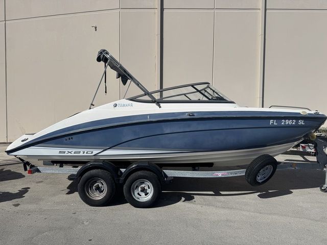 2019 Yamaha Boats SX210