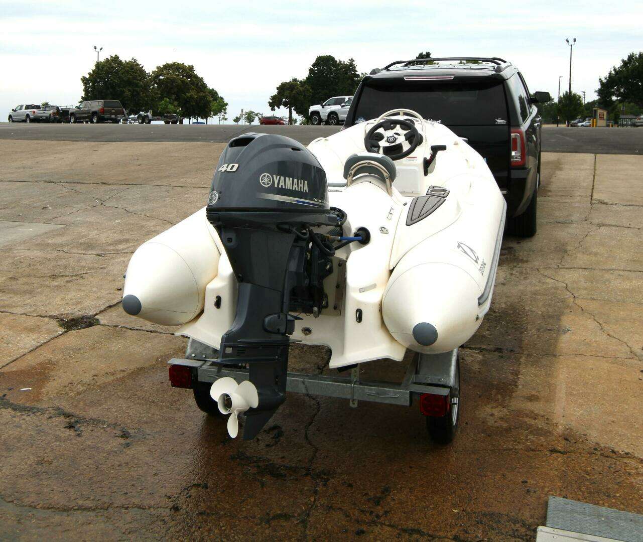 2022 Zodiac Yachtline 360 DL NEO - Image 9