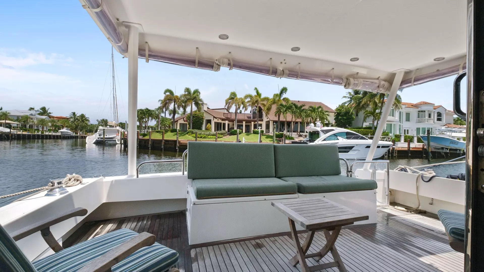 2000 Pacific Mariner 65 Motoryacht - Image 16