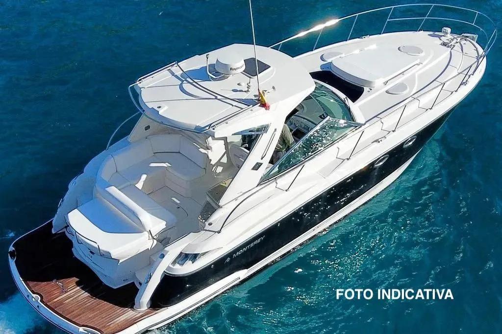 2009 Monterey 415 Sport Yacht