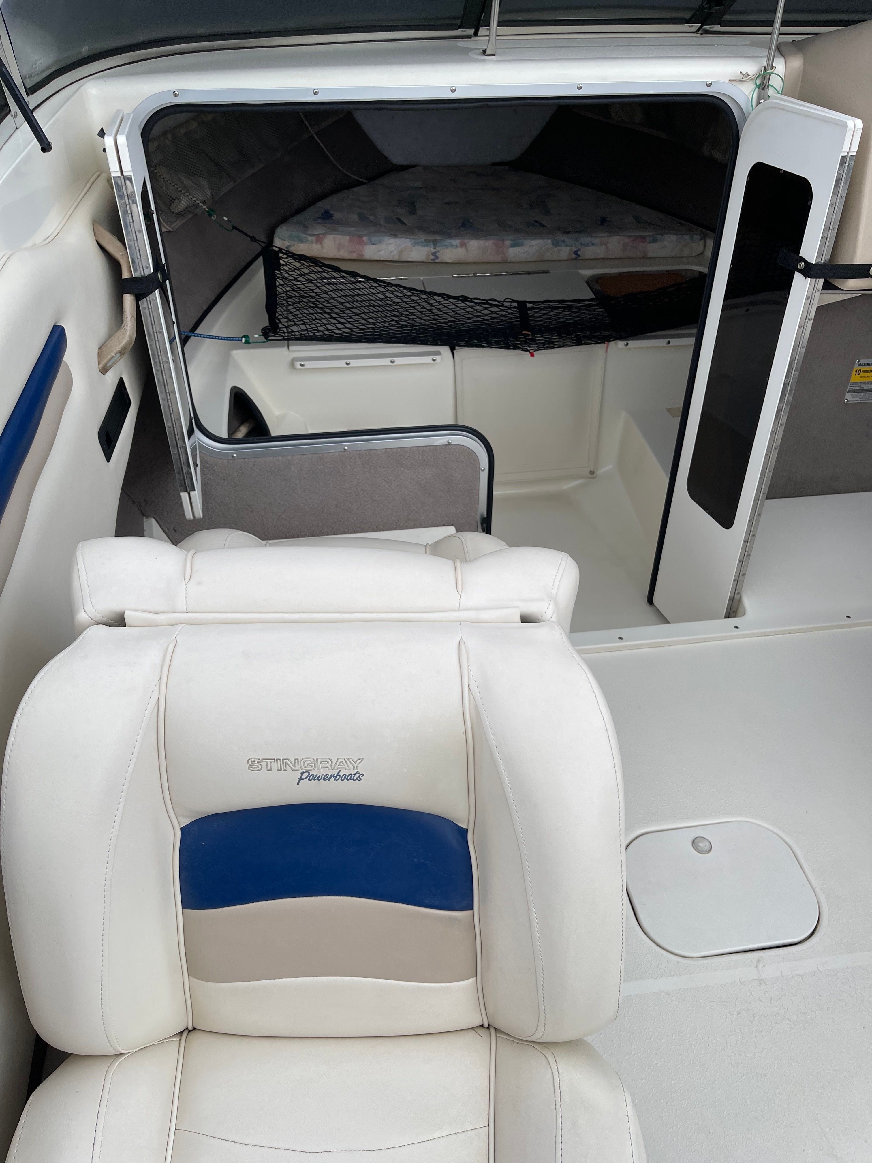 2000 Stingray 220 CS - 11