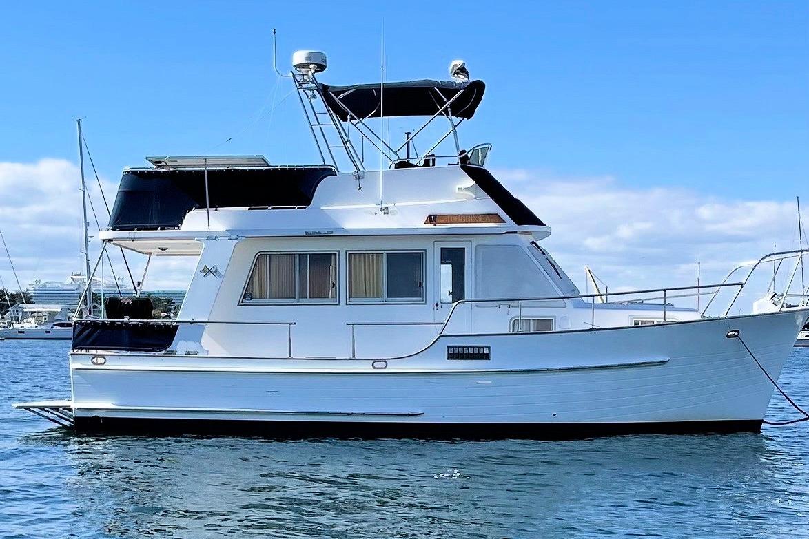 2000 Island Gypsy 32