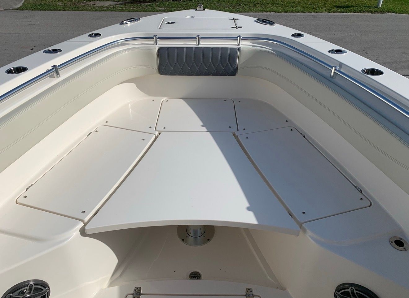 2020 Cobia 280 Center Console - 11