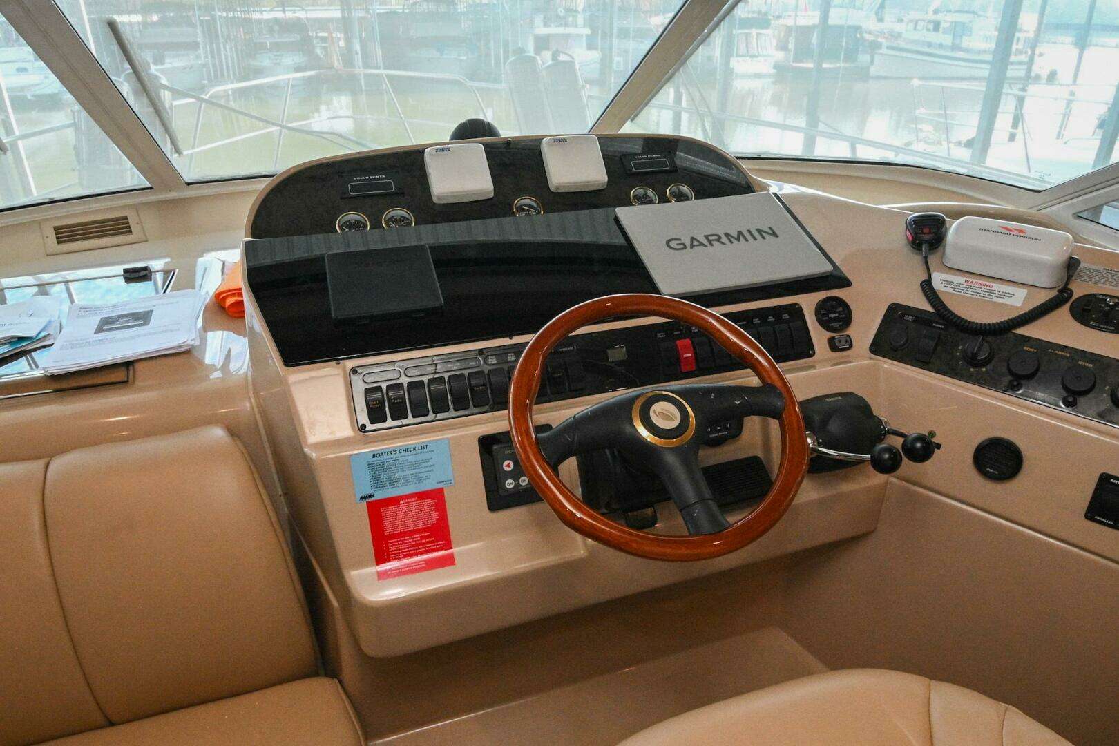 2002 Cruisers Yachts 5000 Sedan Sport - Image 48