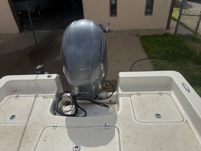 2015 Tidewater 2100 Bay Max - 10