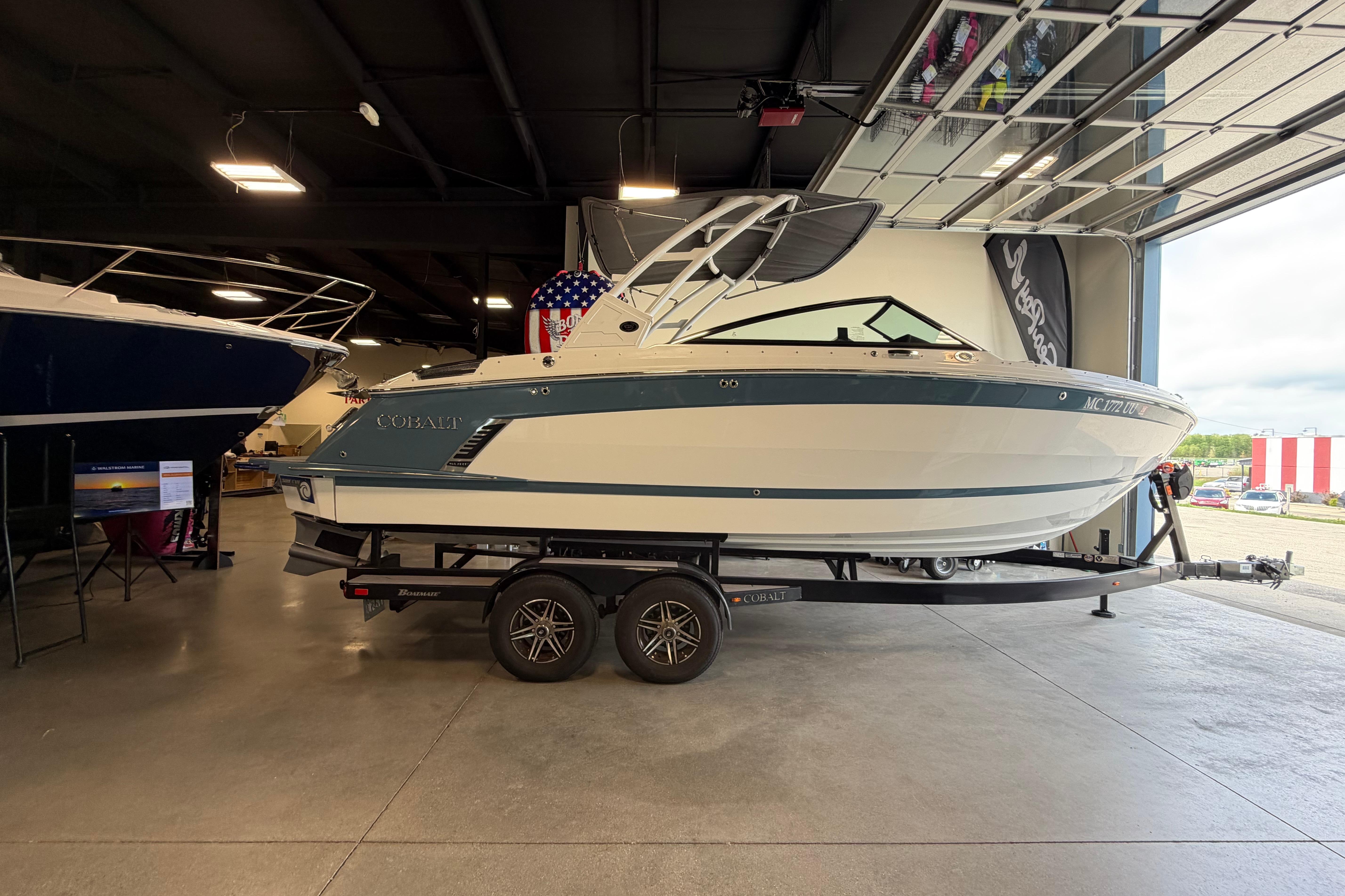2022 Cobalt R6 Surf