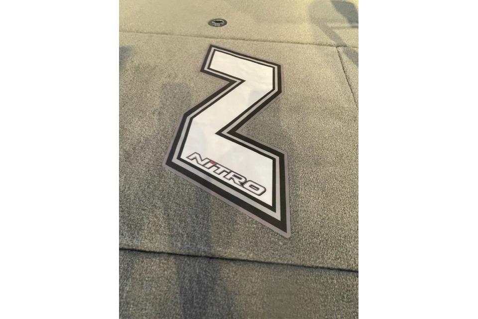 2026 Nitro Z19 XL Pro logo on textured surface.