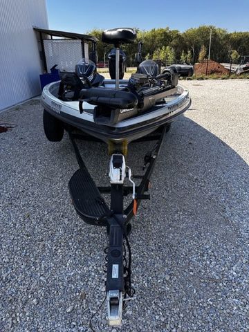 2017 Ranger Z521 Comanche - 2