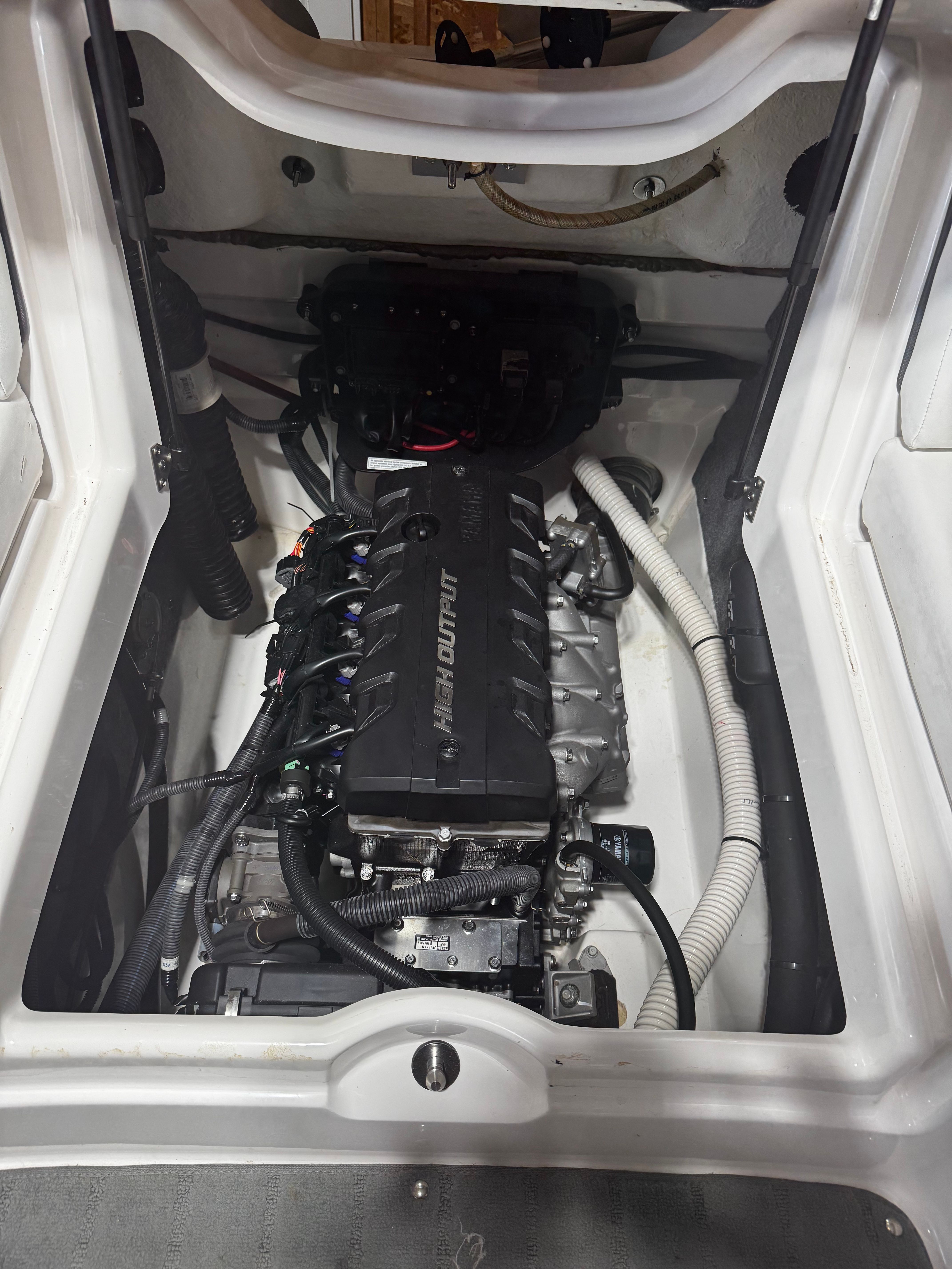 2018 Yamaha Boats AR190 - 10