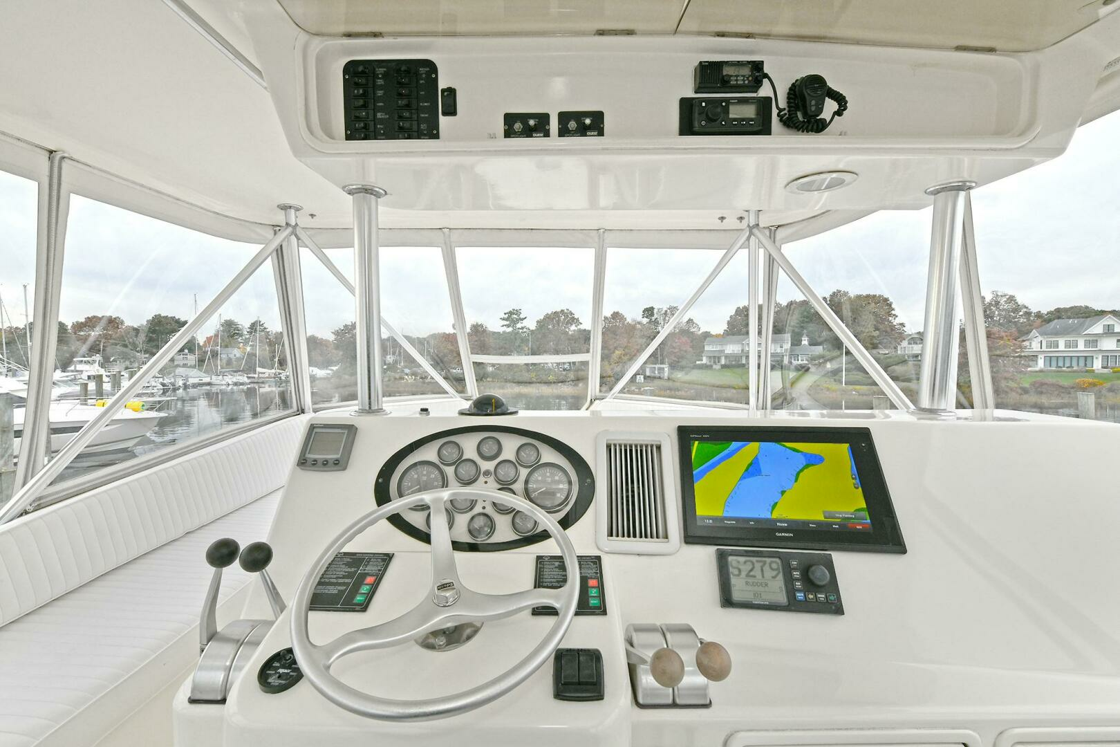 2001 Ocean Yachts 52 Super Sport - Image 23