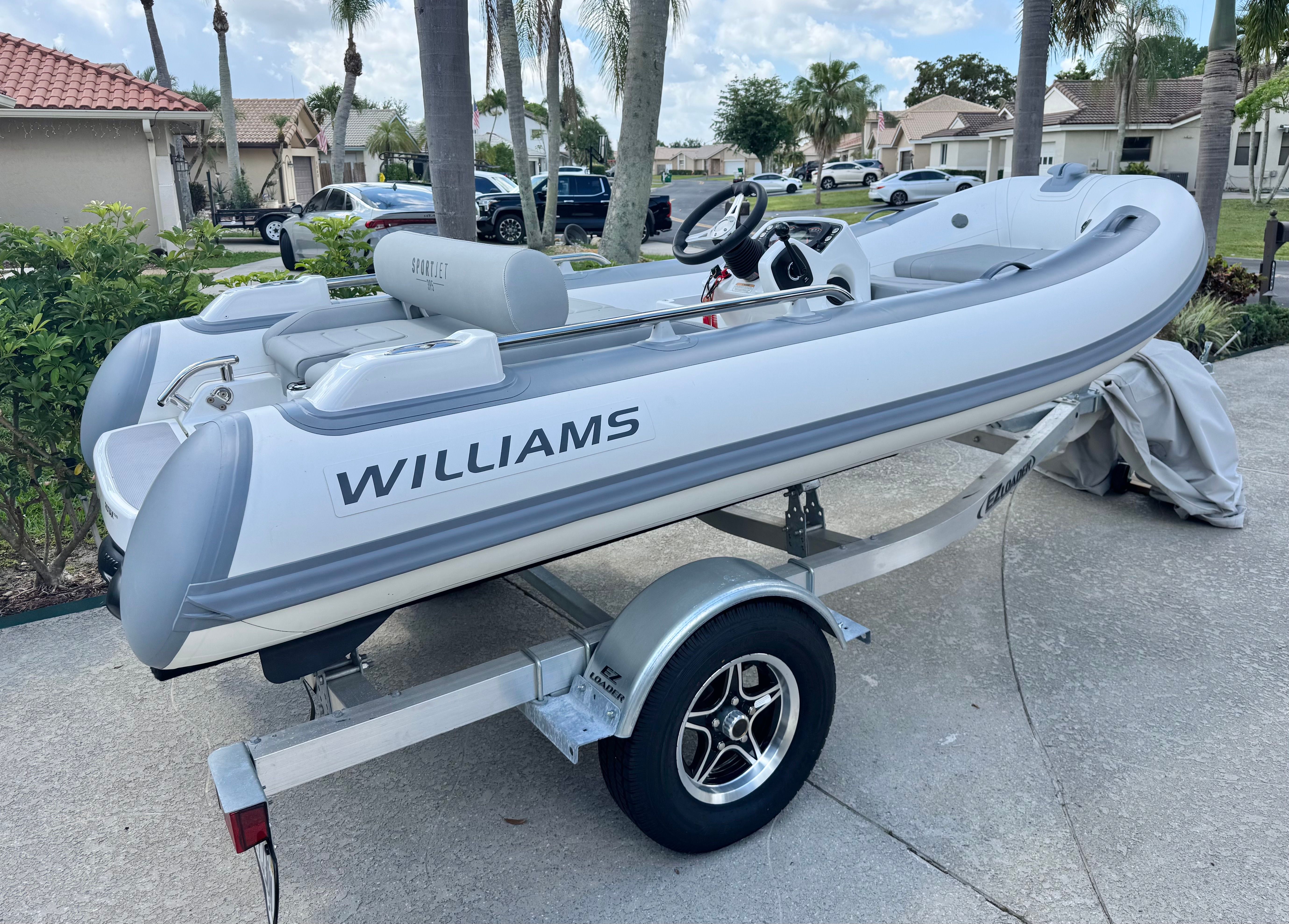 2025 Williams Jet Tenders Sportjet 395 - 2
