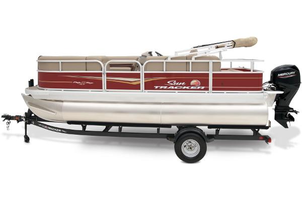 Manufacturer Provided Image: Sun Tracker Party Barge 18 DLX