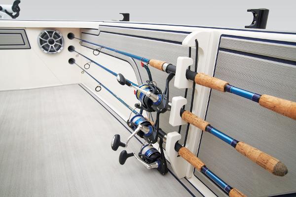 2026 Mako 18 Pro Skiff Patriot Edition - 46