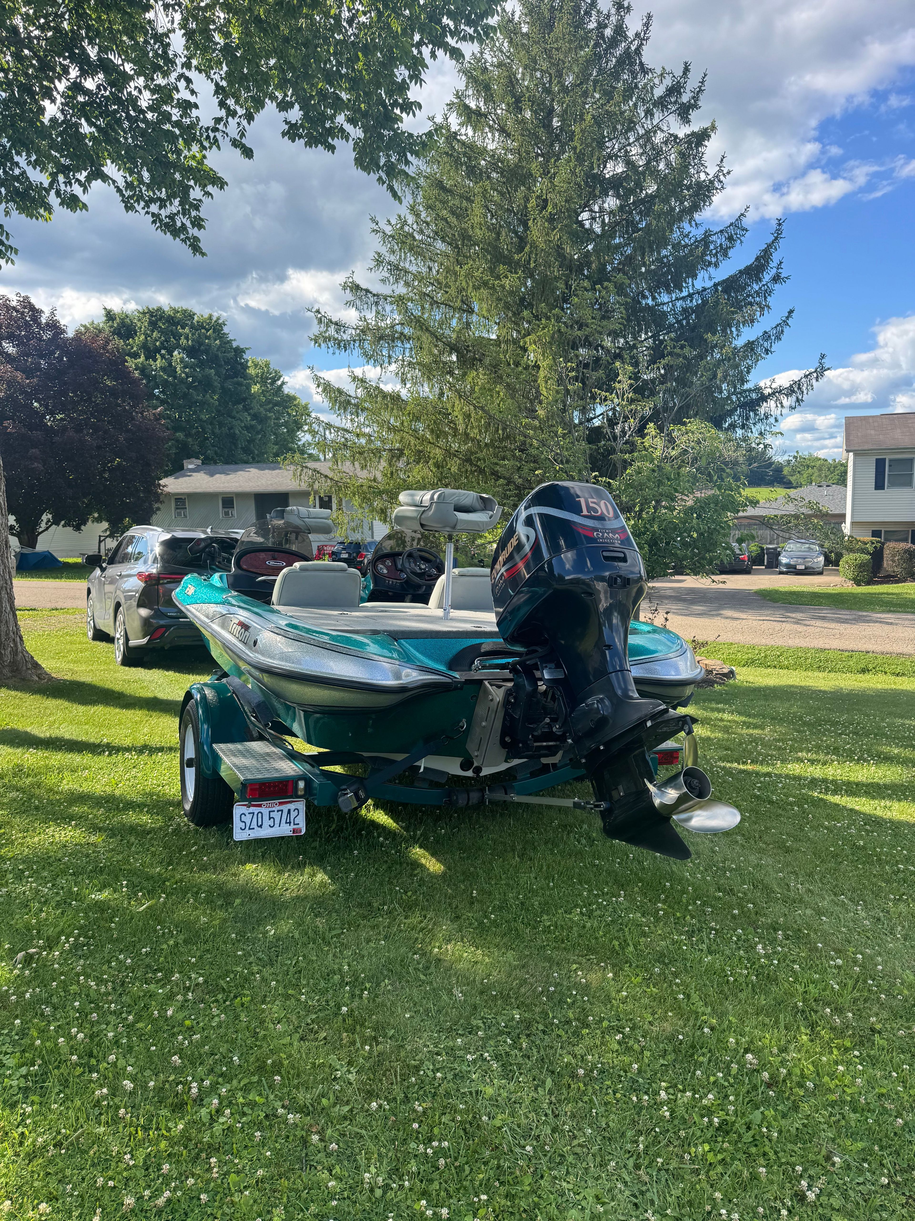 2000 Triton Bas boat - 2